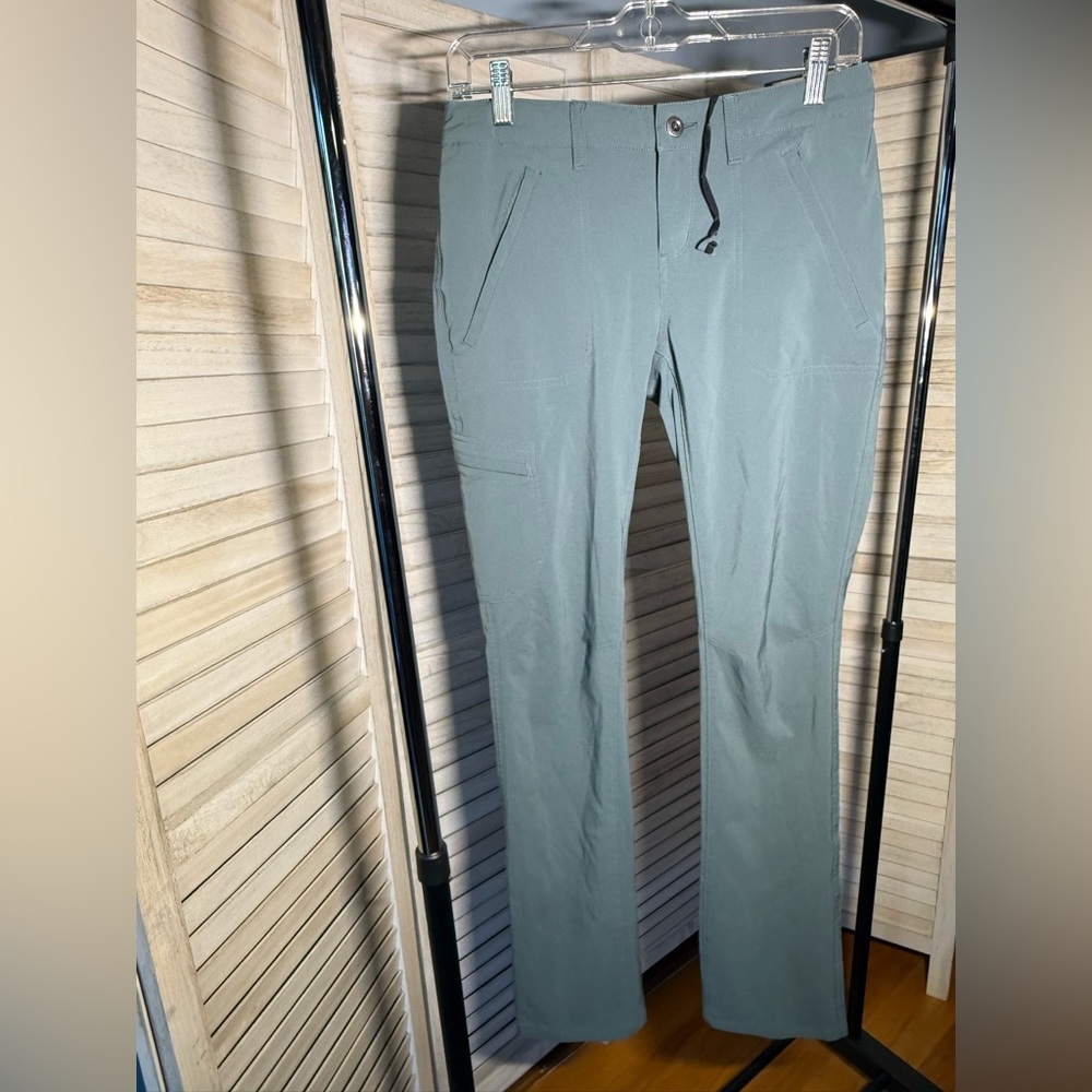 NWOT Patagonia Sidesend Trail Hiking Pants - Sage Green - Size 0